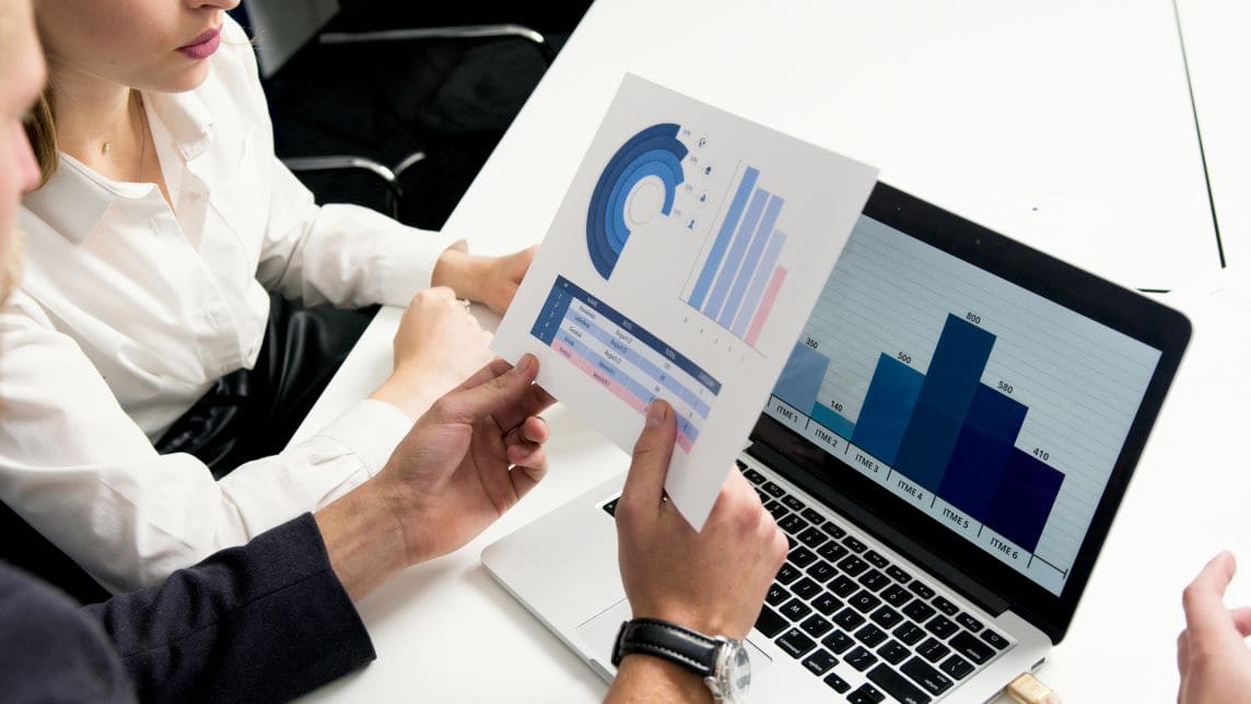 Capital growth chart aligning funding with business stages